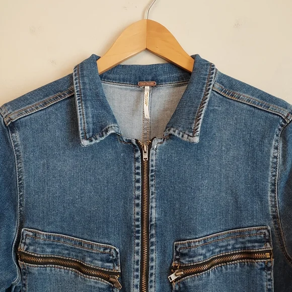 Free People Lennox Zip Front Denim Jean Jumpsuit Size Large Long Sleeve Utility